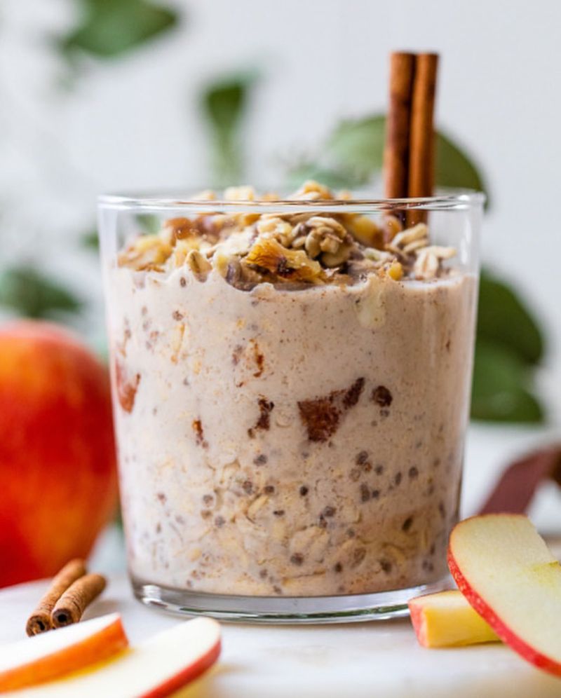 Apple Cinnamon Overnight Oats