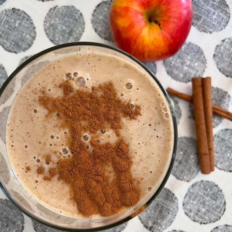 Apple Cinnamon Smoothie