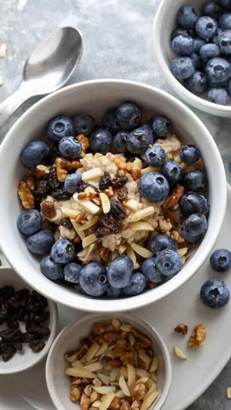 Berry Almond Overnight Oats