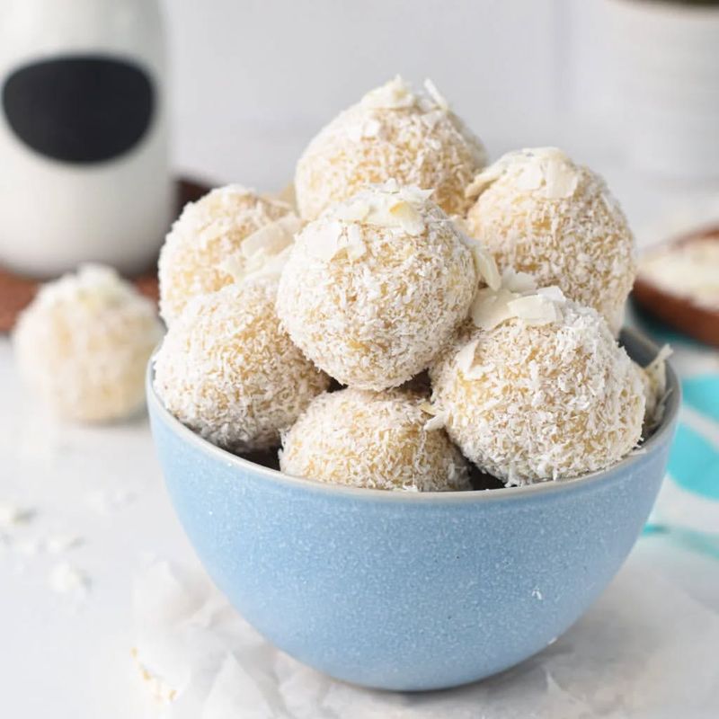 Coconut Energy Balls