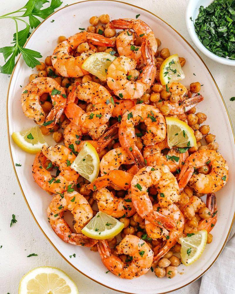 Garlic Shrimp with Lemon