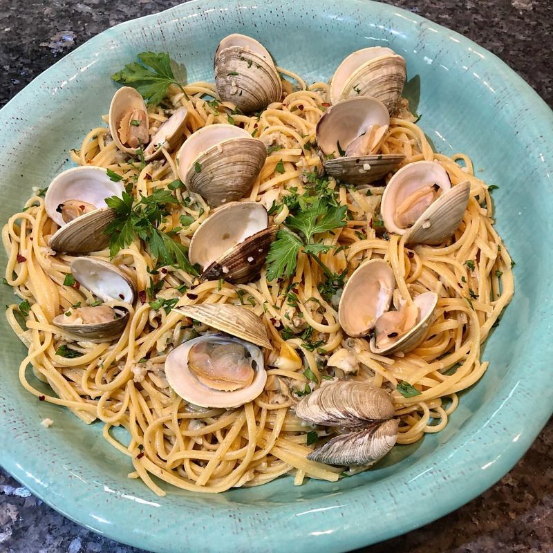 Linguine with Clam Sauce