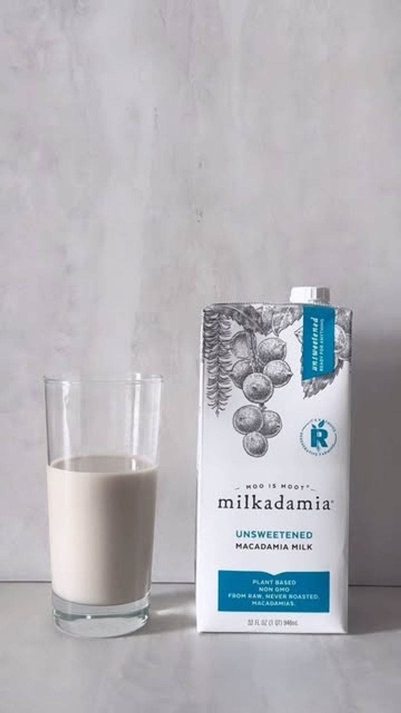 Macadamia Milk