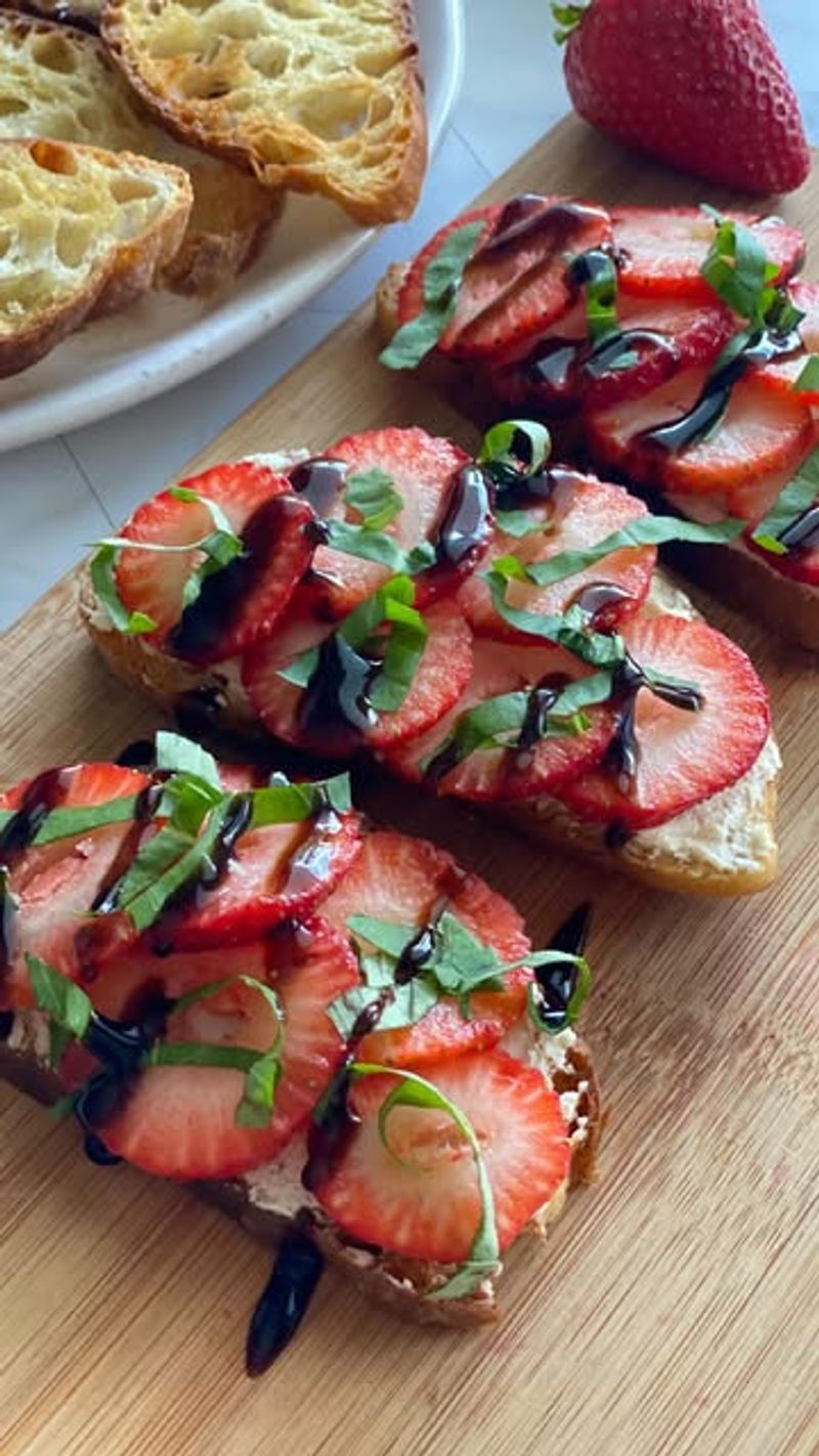 Strawberries and Balsamic Vinegar