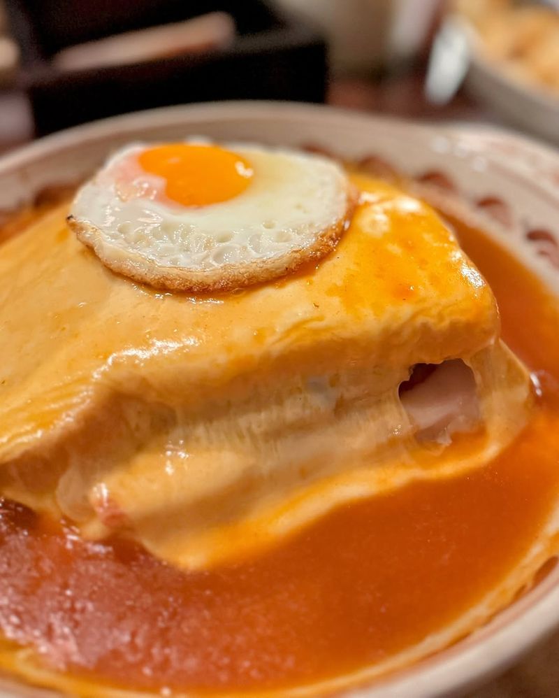 Francesinha (Portugal)