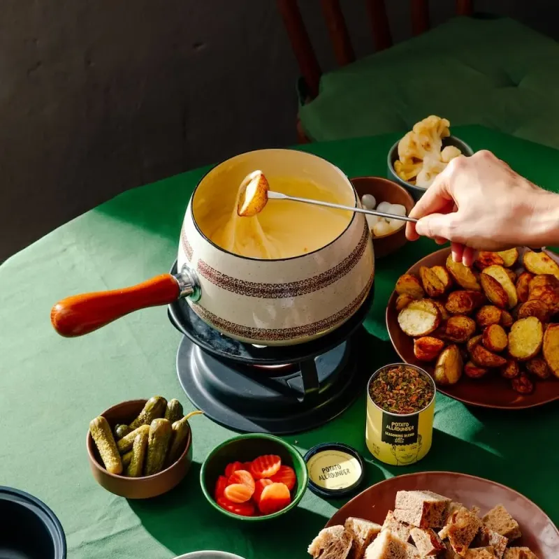 Retro Cheese Fondue