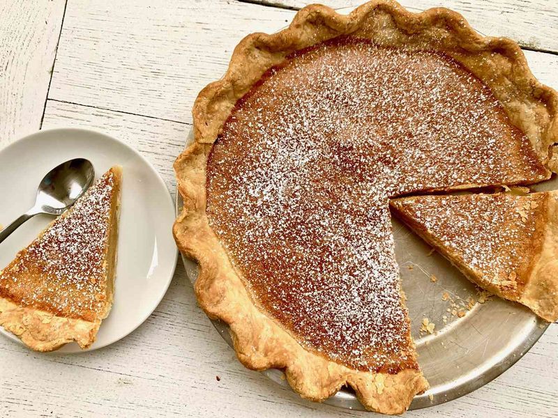 Vinegar Pie (A Pie Without Fresh Fruit)