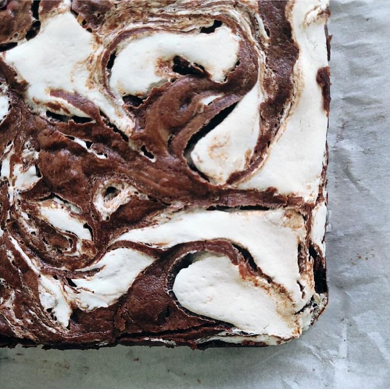 Marshmallow Cream Brownie Swirl