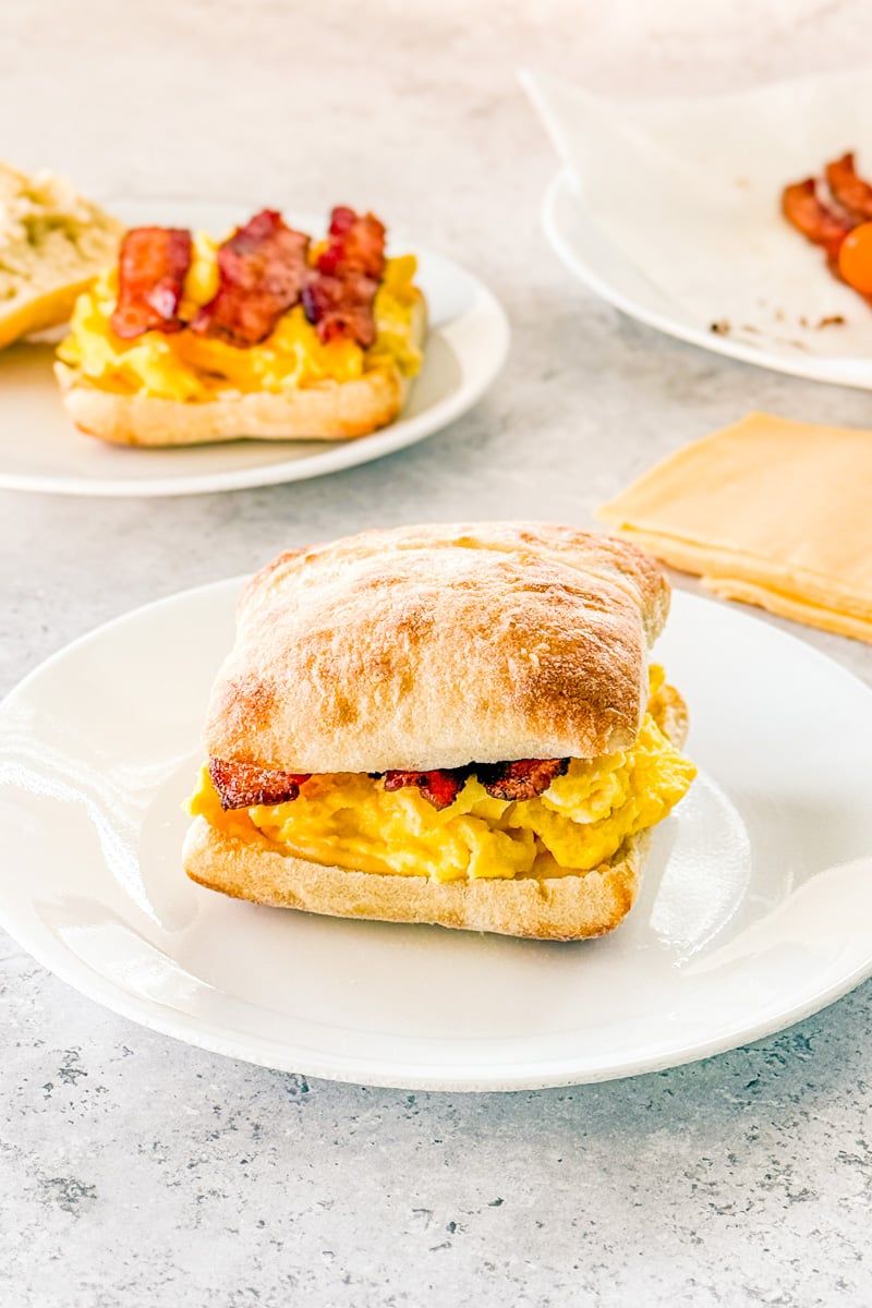 Starbucks – Bacon, Gouda & Egg Sandwich