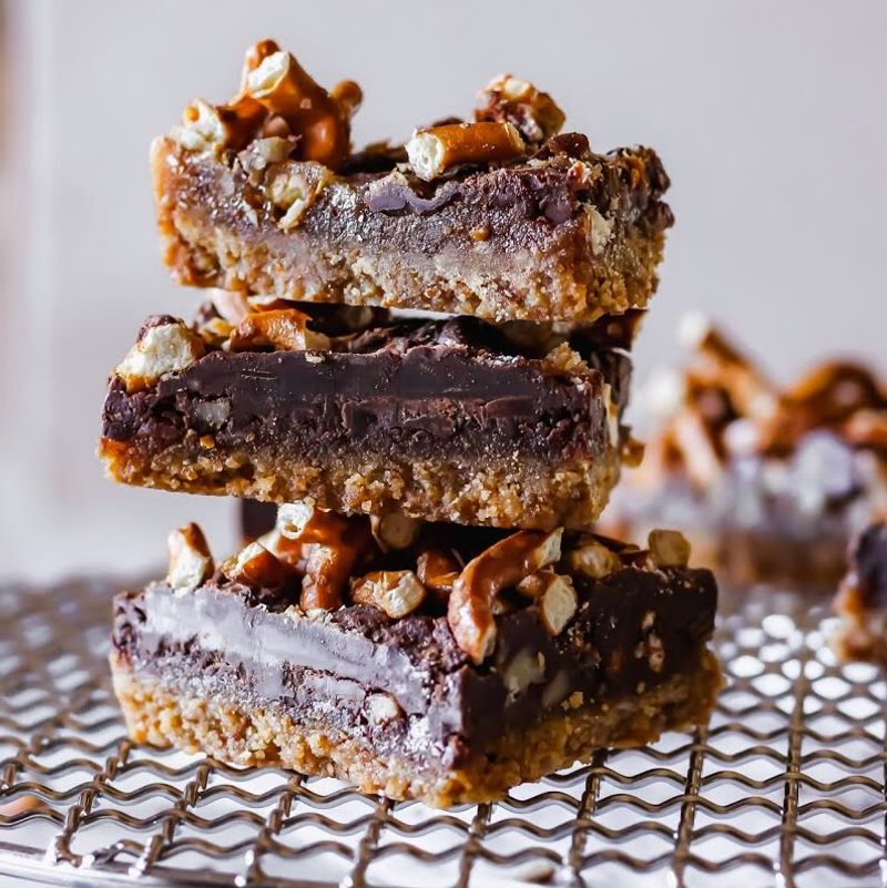 Salted Caramel Pretzel Bars