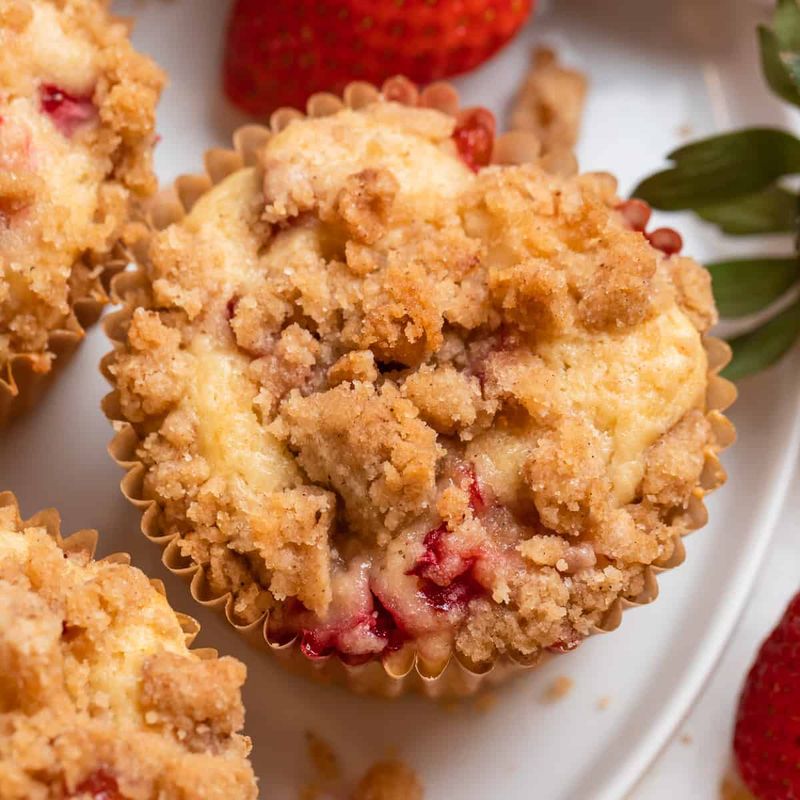 Strawberry Muffins With Crumb Topping