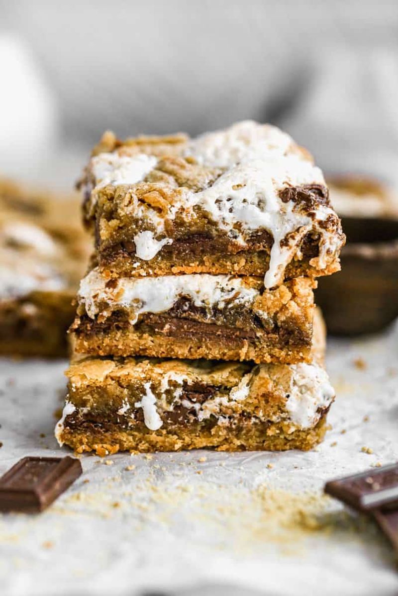S’mores Bars With Marshmallow Fluff