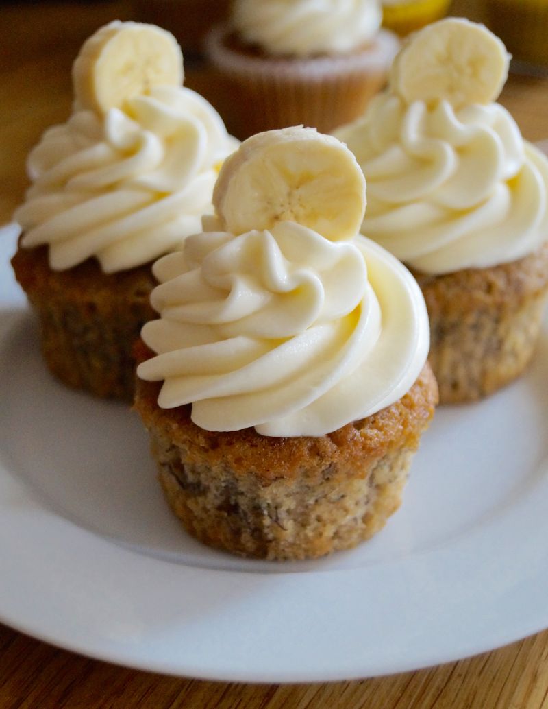 Banana Cream Mini Cupcakes