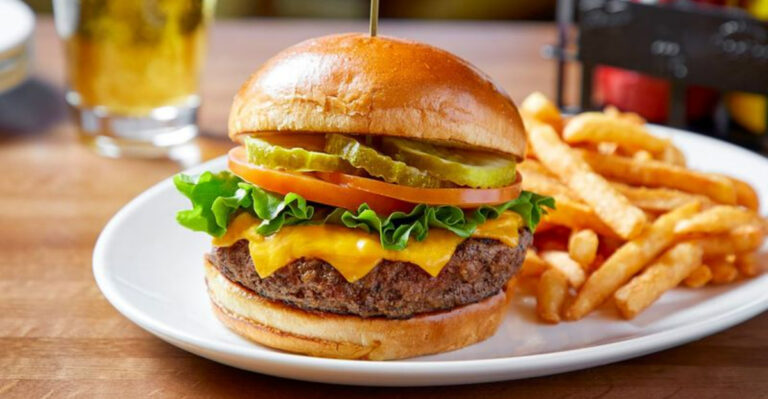 dishes that are always worth ordering at any restaurant