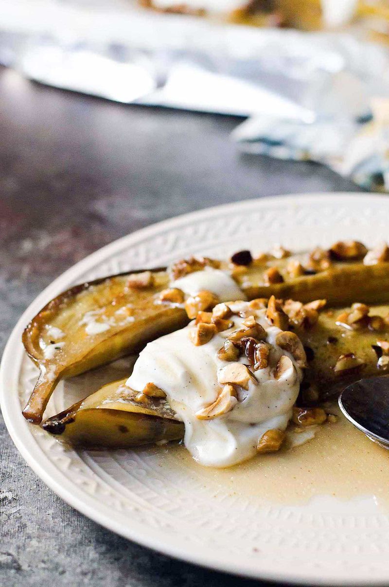 Warm Baked Banana With Yogurt And Cinnamon