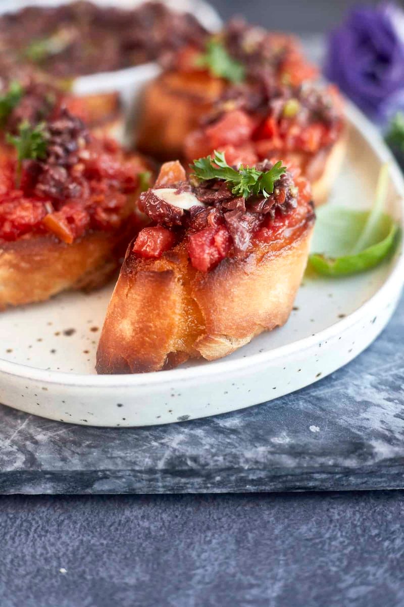 Olive Tapenade On Toast Rounds