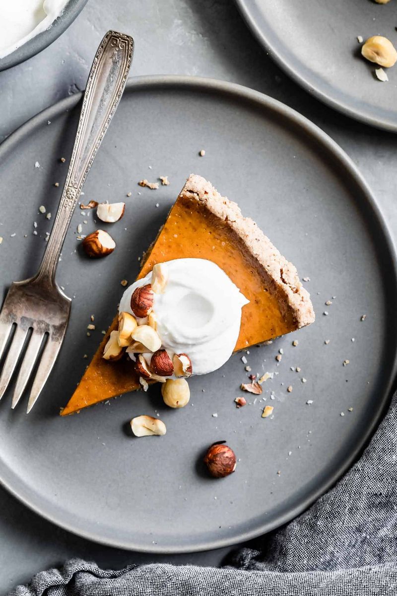Pumpkin Pie With Nut Crust
