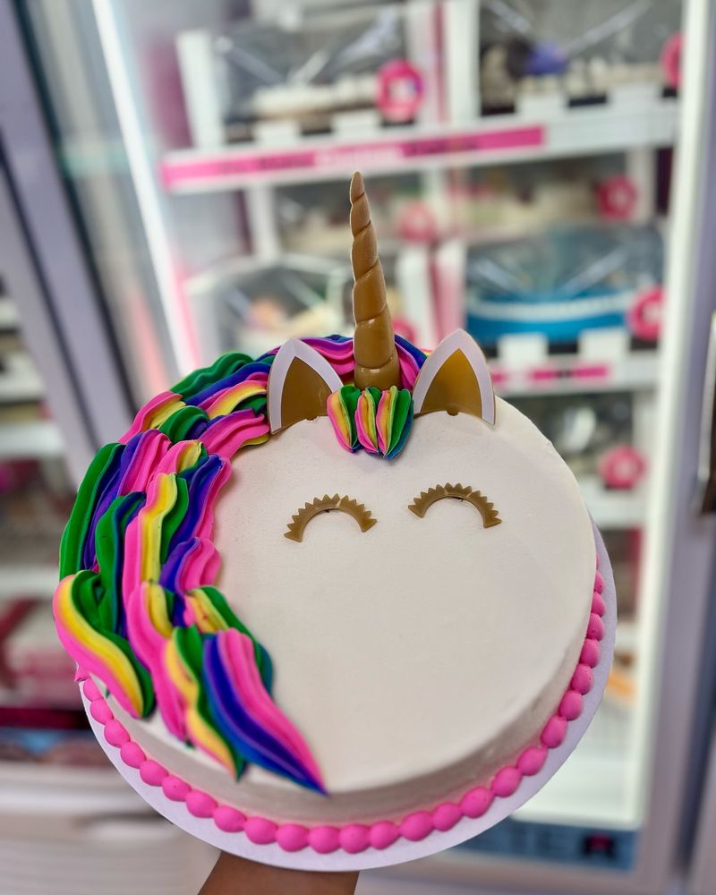 Baskin-Robbins Unicorn Cake