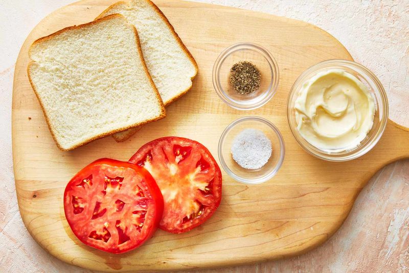 Onion And Mayo Sandwich