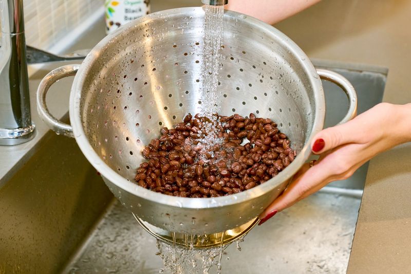 Rinsing Canned Foods Helps Lower Sodium
