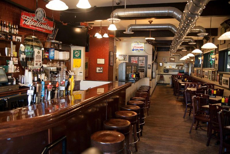 The Blue Door Pub – St. Paul, MN