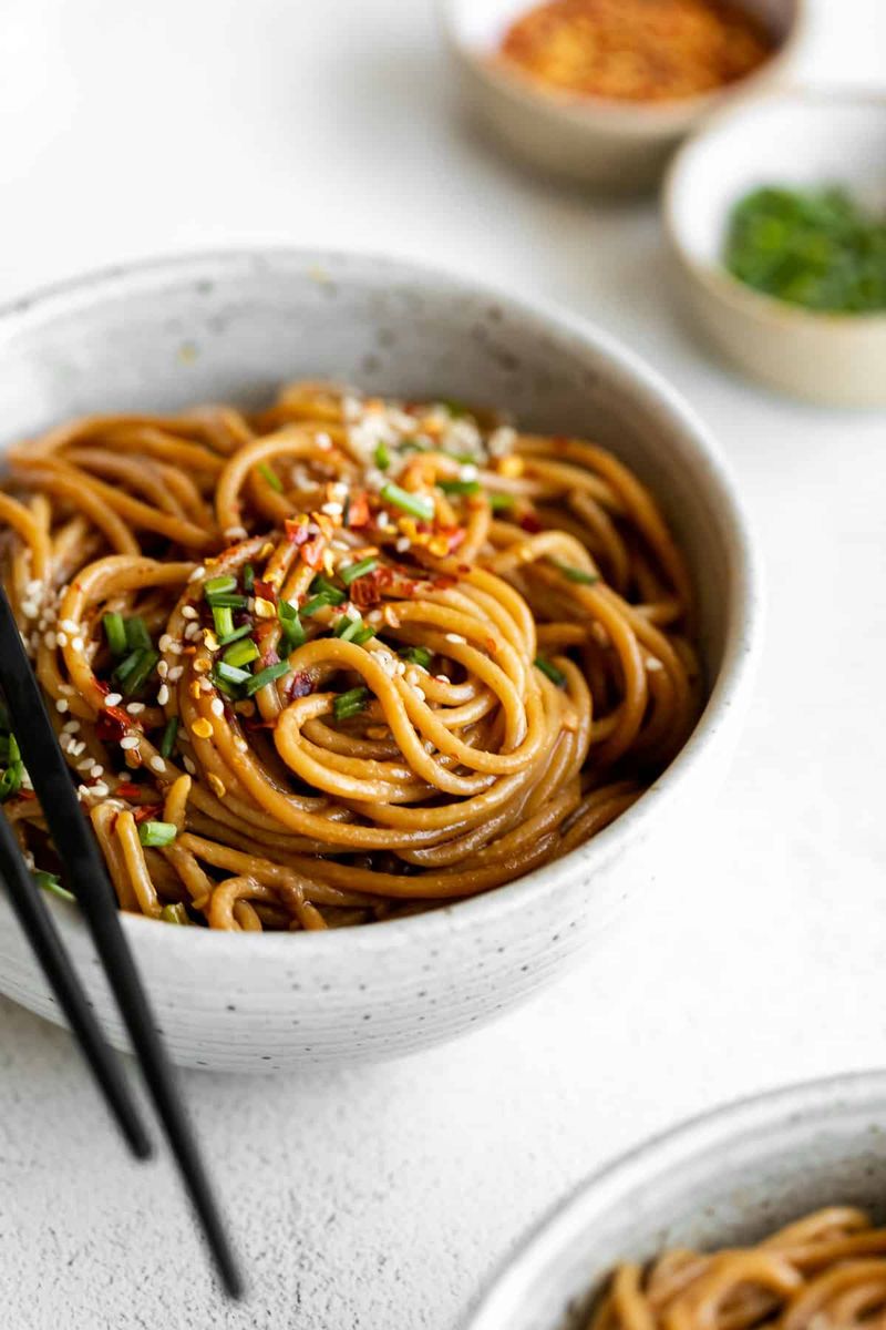 Spicy Garlic Sesame Udon Noodles