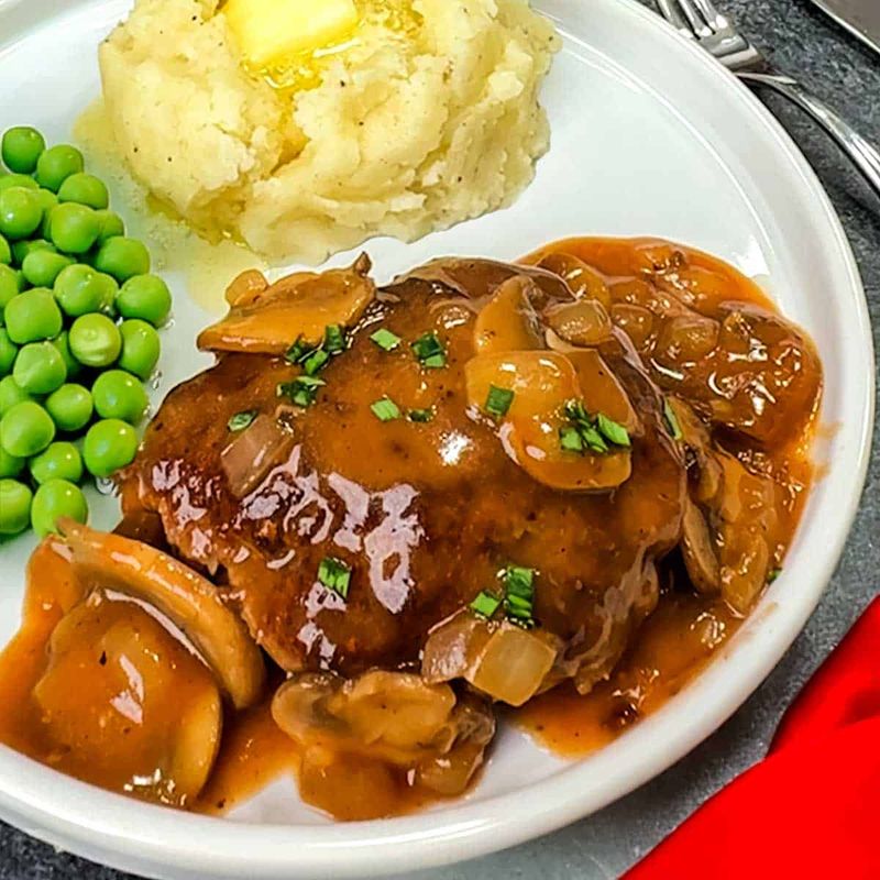 Salisbury Steak With Gravy