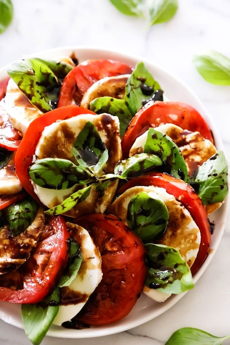 Caprese Salad With Balsamic Glaze