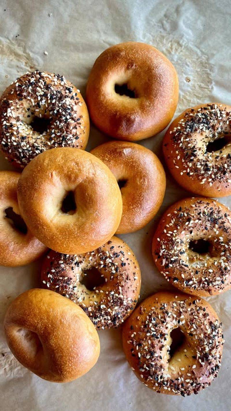 1990s – Bagel Mania
