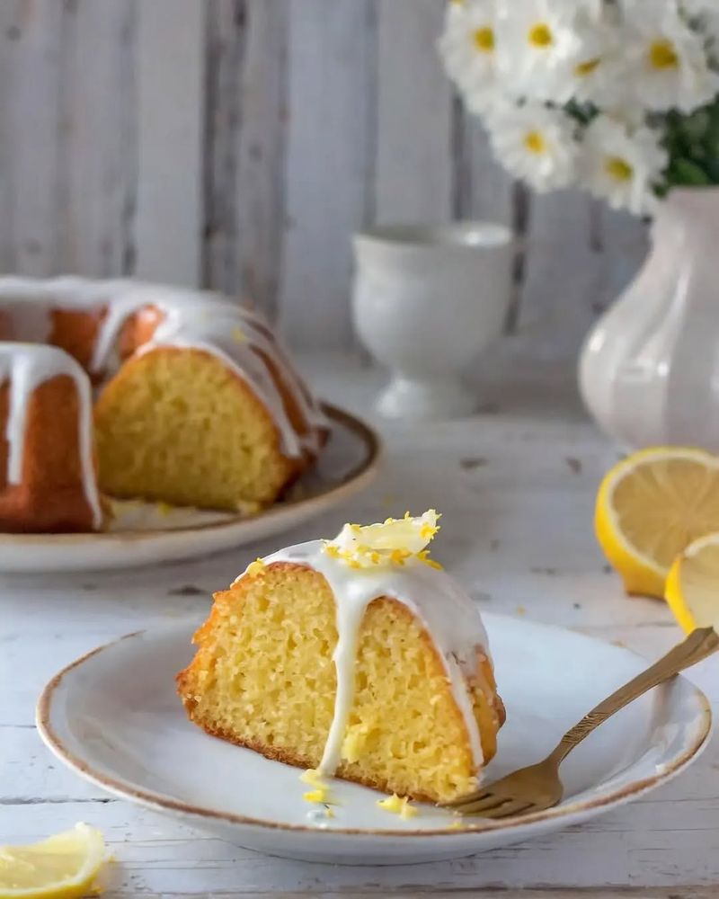 Lemon Drizzle Cake